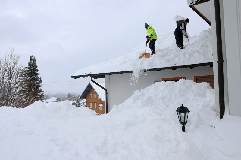 Roof Snow Removal in New York, NY